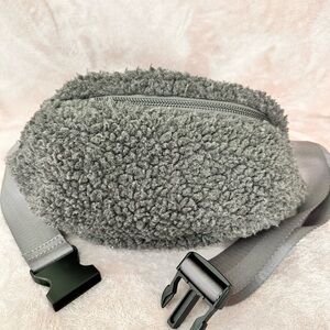 Fabletics Gray Sherpa Fanny Pack